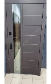 Загальний вигляд дверей Загальний вигляд дверей