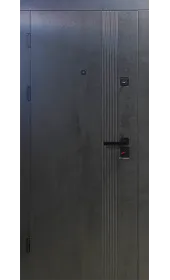 Общий вид двери Фламинго с наружной стороны