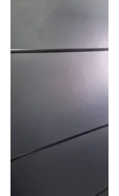 Два верхних черных молдинга