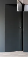 Міжкімнатні фарбовані двері прихованого монтажу «Hide-14-painted»‎ Фаворит зі зворотним відкриванням та алюмінієвим чорним торцем