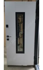 Двері з внутрішньої сторони Двері з внутрішньої сторони