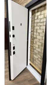 Дверь Сплинтер в открытом положении
