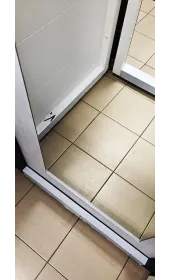 Нержавіючий поріг