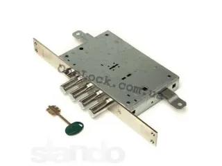 Входная дверь терминология: замок врезной